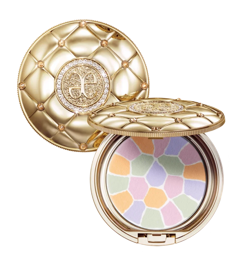 Eternal Beauty Holdings Limited (Stock Code: 6883.HK) is the largest perfume group (apart from brand-owner perfume groups) in China, Hong Kong and Macao in terms of retail sales in 2023*. The Group has a large and diversified brand portfolio spanning perfumes, colour cosmetics, skincare products, personal care products, eyewear and home fragrances. As at 31 March 2026, Eternal Beauty conducted product distribution and market deployment for 76 external brands, including Hermès, Van Cleef & Arpels, Chopard, Albion and Laura Mercier.