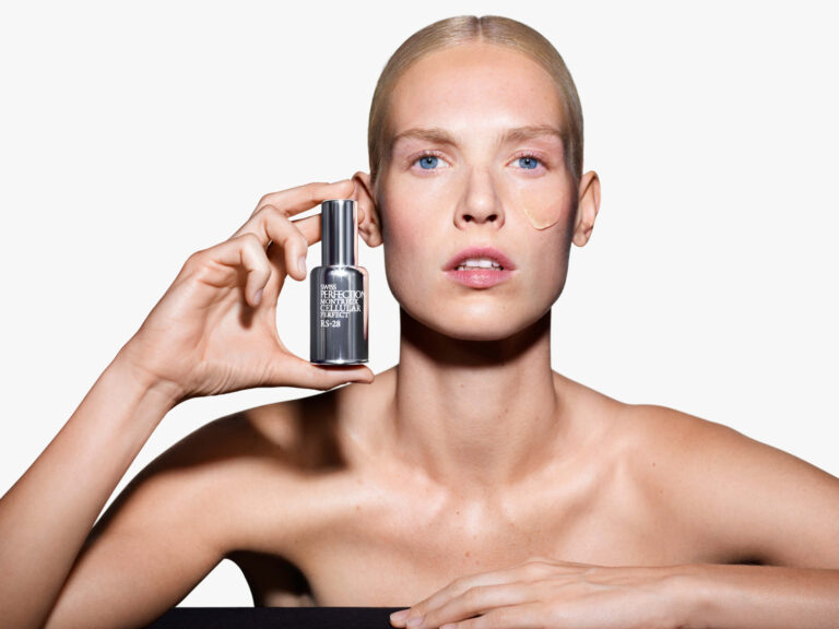 1-RS-28_Rejuvenation_Serum_Model-scaled.jpeg